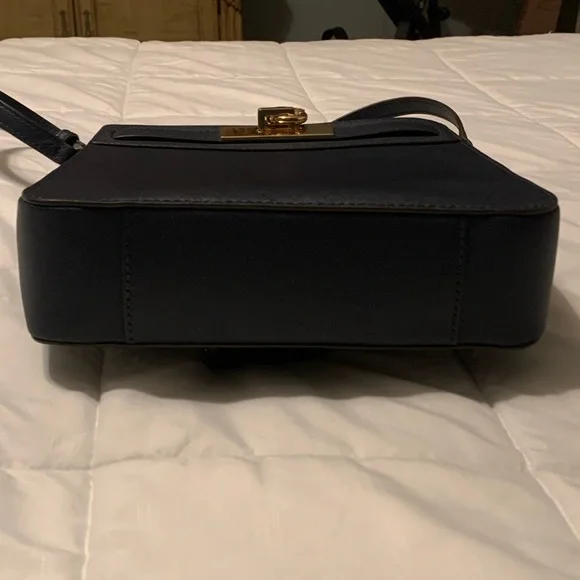 MICHAEL KORS INDIGO BLUE SAFFIANO LEATHER SHOULDER BAG - Picture 10 of 14